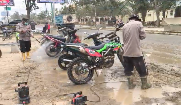 Screenshot_2025-12-26-17-07-53-628_com.whatsapp